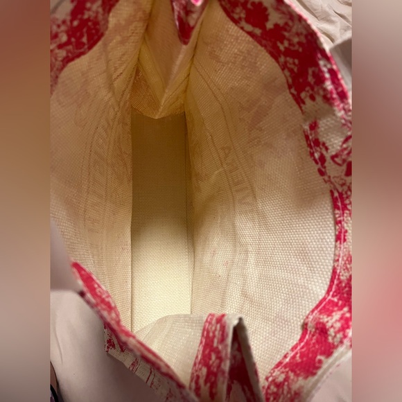 Dior Red and Cream Toile de Jouy Tote - Picture 3 of 4